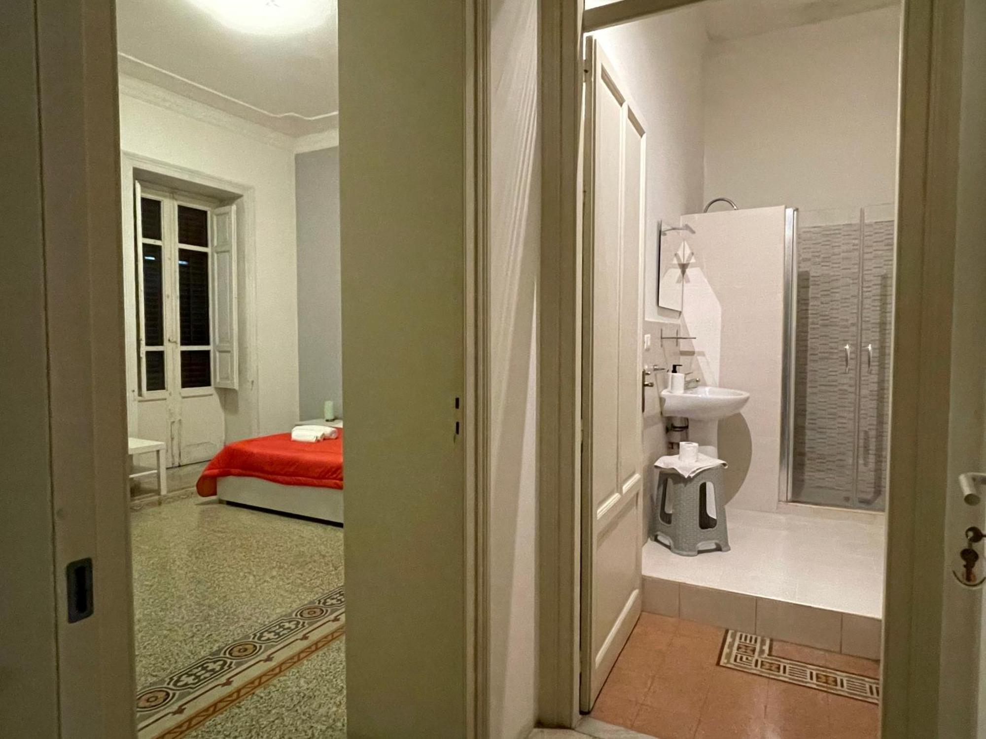100 Passi Al Massimo Hotel ปาแลร์โม ภายนอก รูปภาพ
