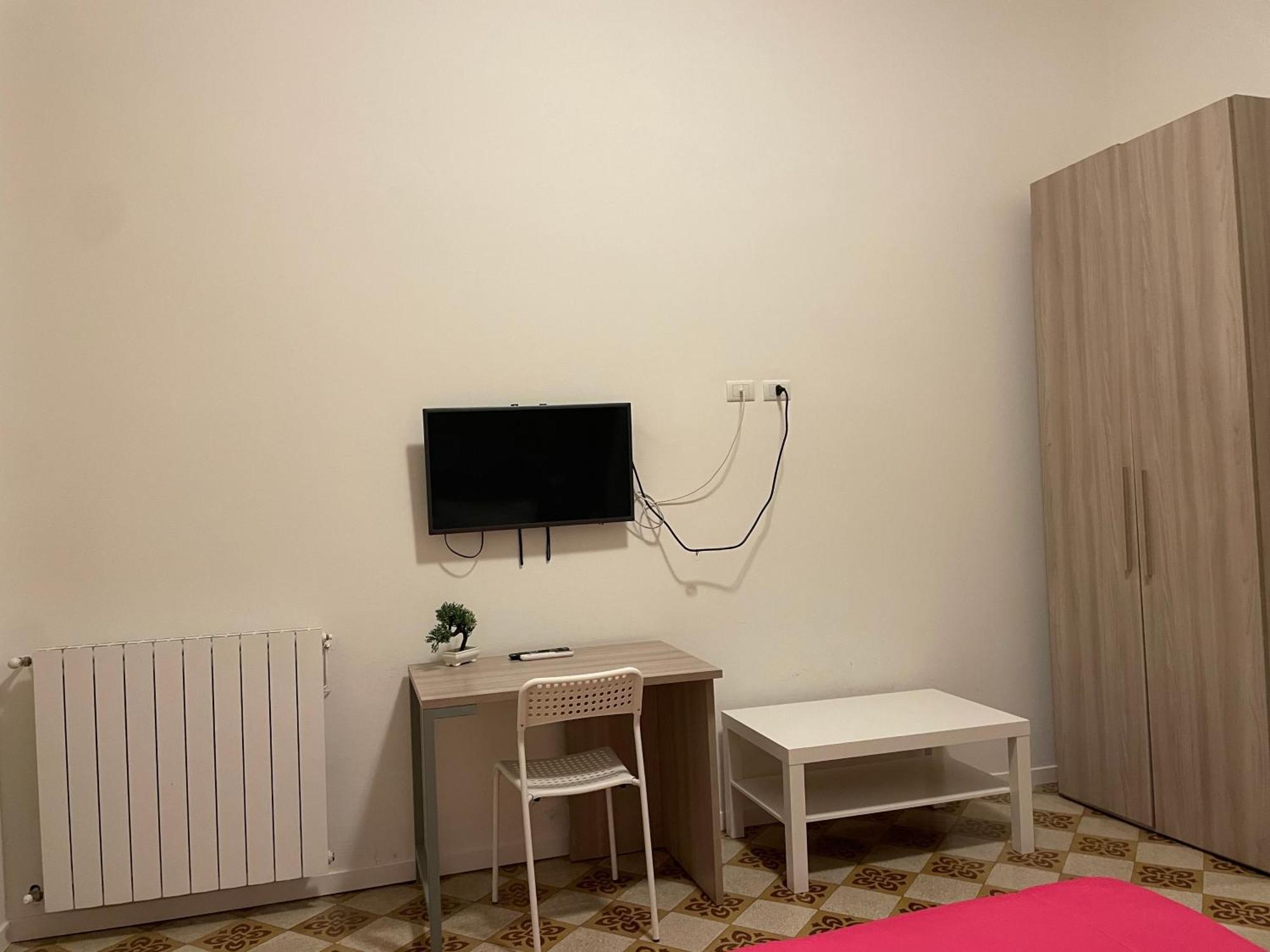 100 Passi Al Massimo Hotel ปาแลร์โม ภายนอก รูปภาพ