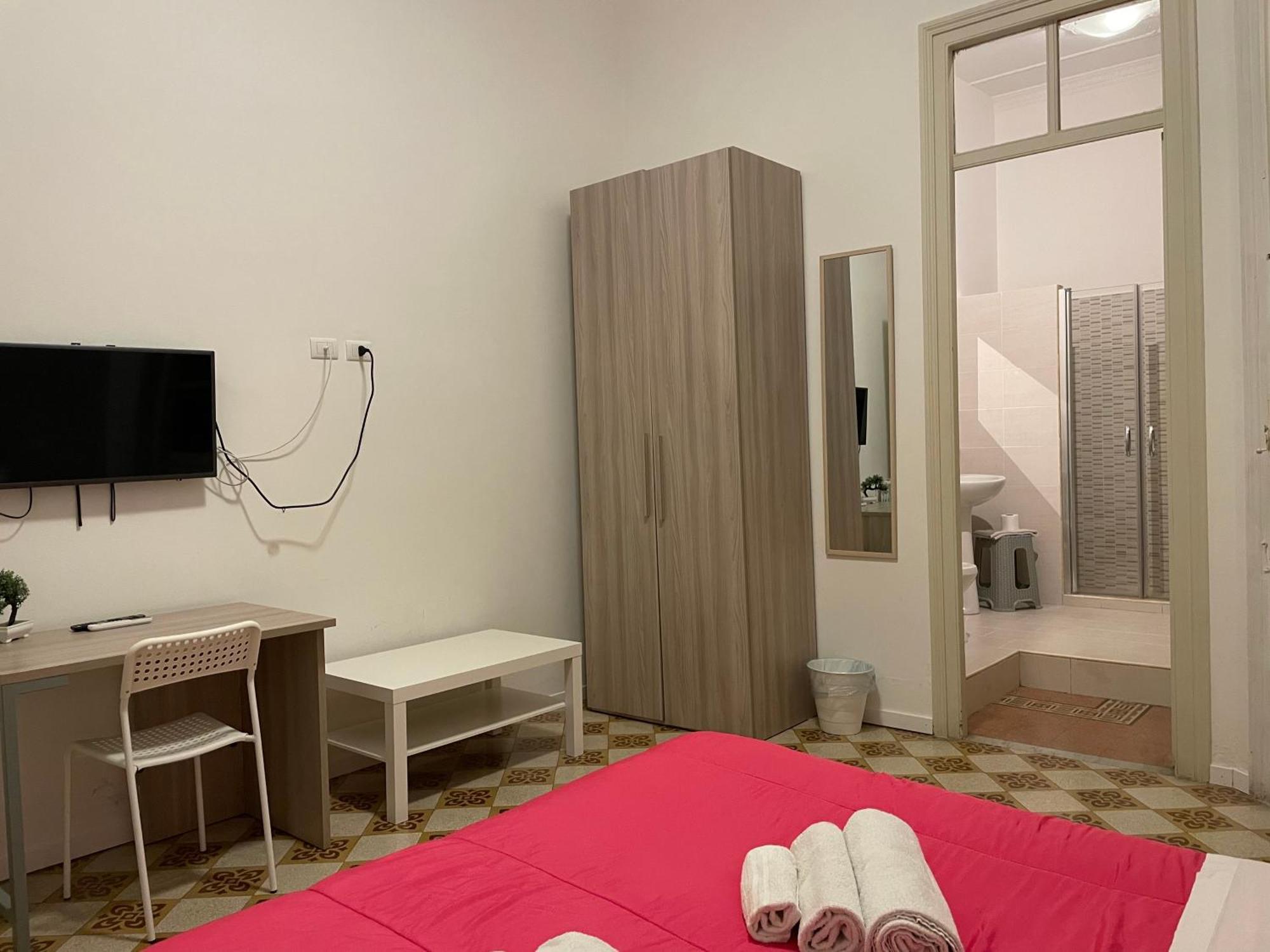 100 Passi Al Massimo Hotel ปาแลร์โม ภายนอก รูปภาพ